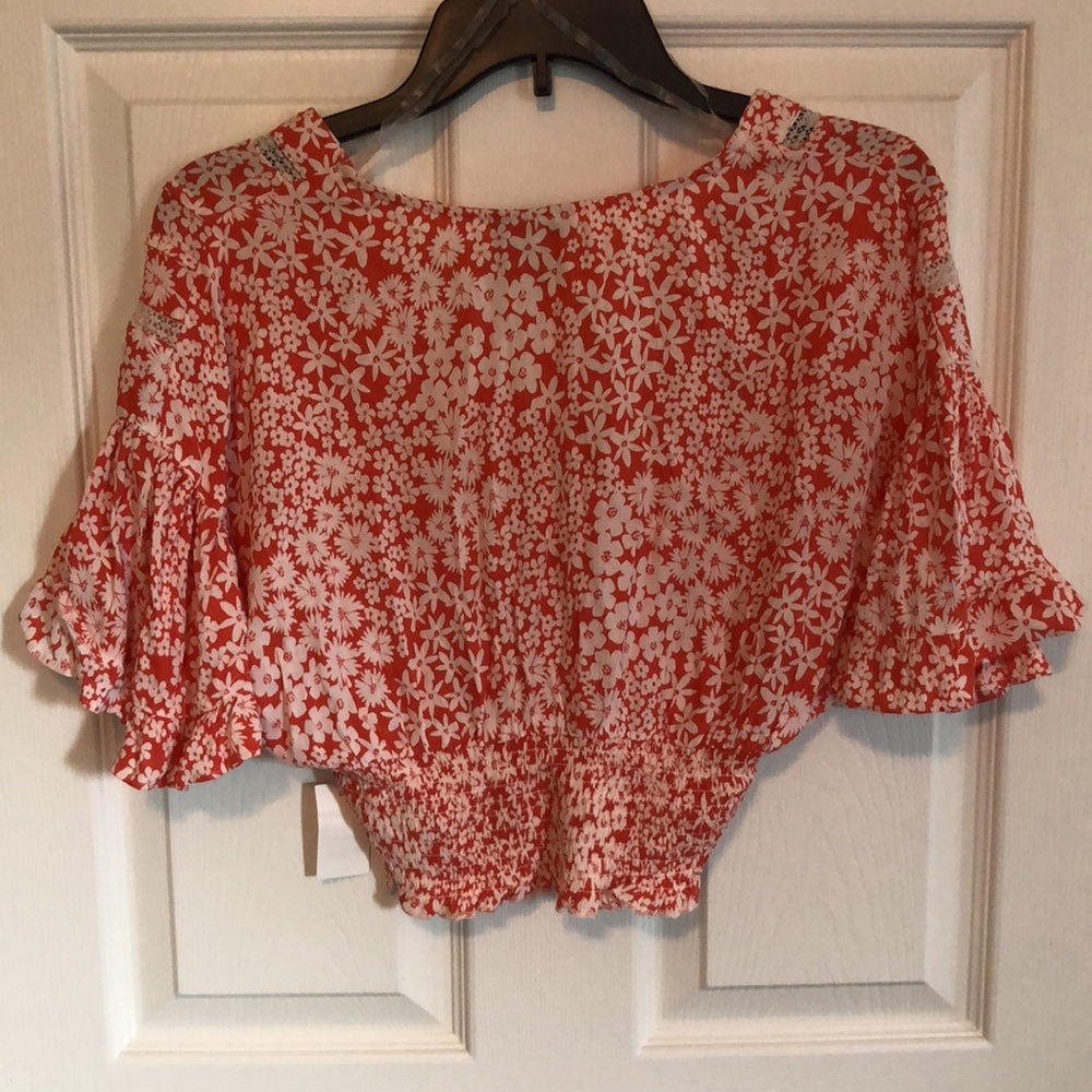 ANGIE Boho V-Neck Floral Smocked Waist Blousy Short Sleeve Crop Top NWT Small - Picture 6 of 7